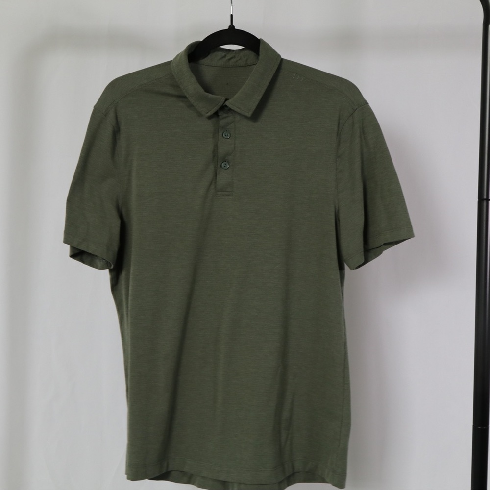 Lululemon Medium Polo Short sleeve